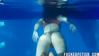 Helen Star sexy swimwear subfuscous apnea pool